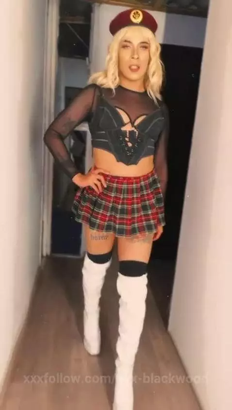 Wanna see what everyone's craving? by nyx-blackwood