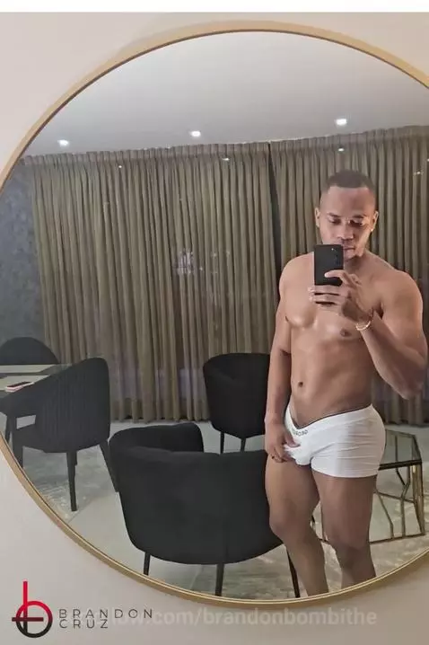 A slow dance for you 🎶🔥 by brandonbombithe