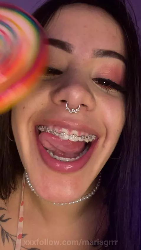 It’s not the tongue… it’s what it knows how to do 😏👅 by mariagrrr