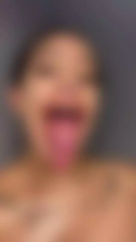 😏 One touch of my tongue and you lose control by mariagrrr