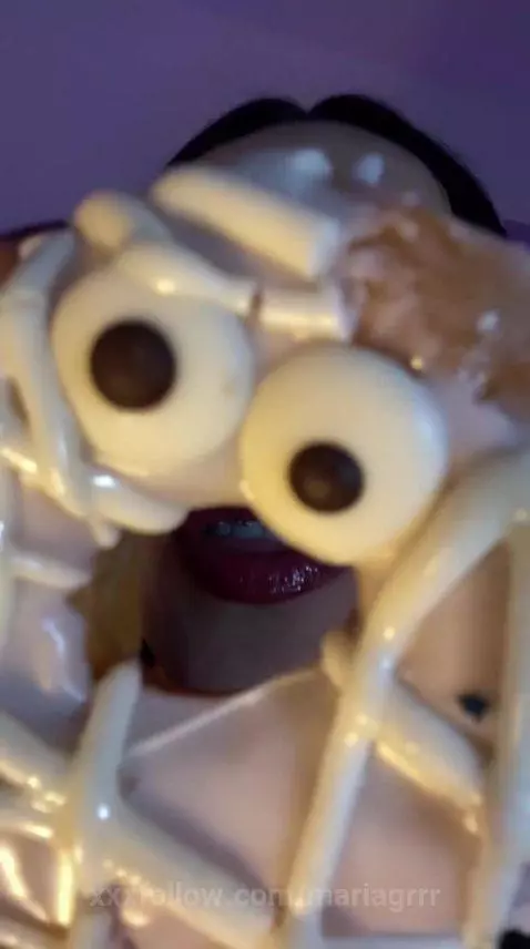 playing with this donut as if it were your big hole, it's re... by mariagrrr