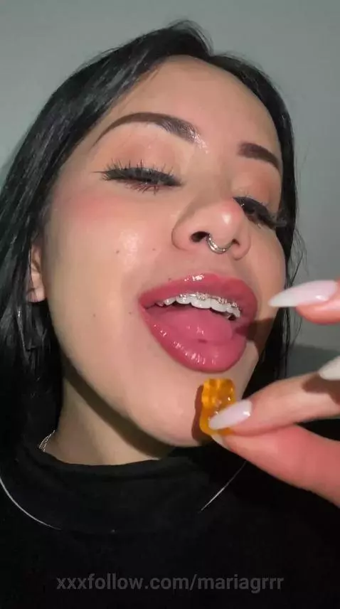 👅Would you let me devour you, or would you prefer me to just... by mariagrrr