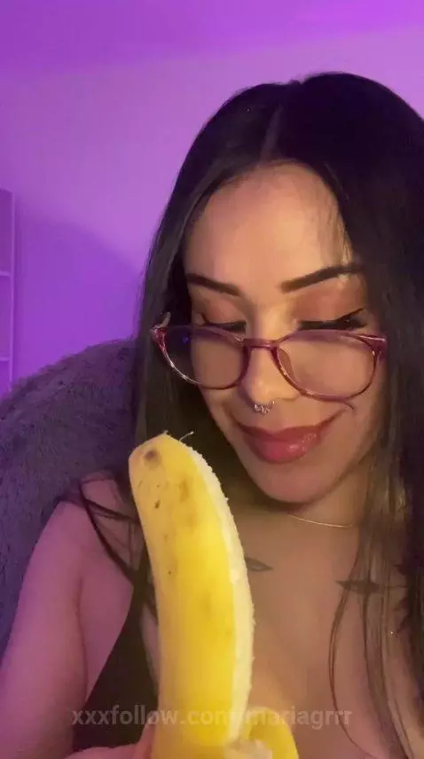 👅Licking game, ready for a great blowjob with lots of saliva... by mariagrrr