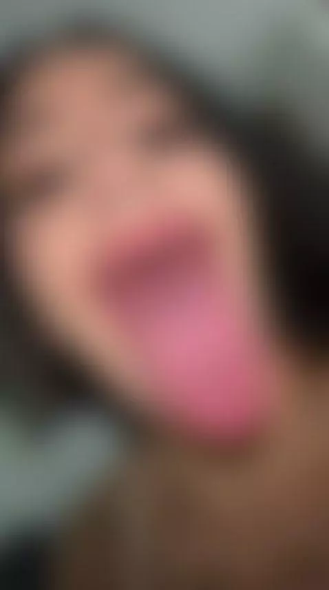 I will give you every inch of my tongue 🙊👀 by mariagrrr