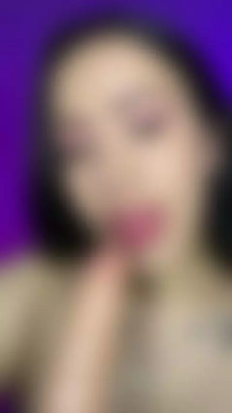 You need a good blowjob🤤 by mariagrrr