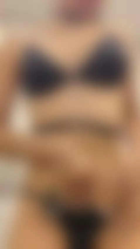 Fuck my hot body by bellasweeth