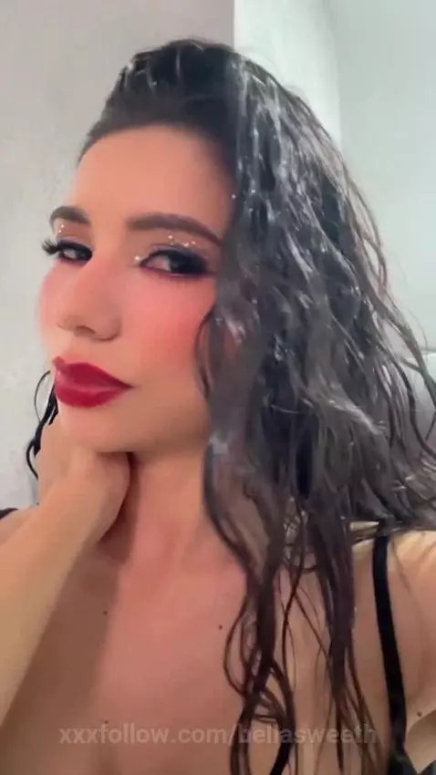 Sexy girl by bellasweeth