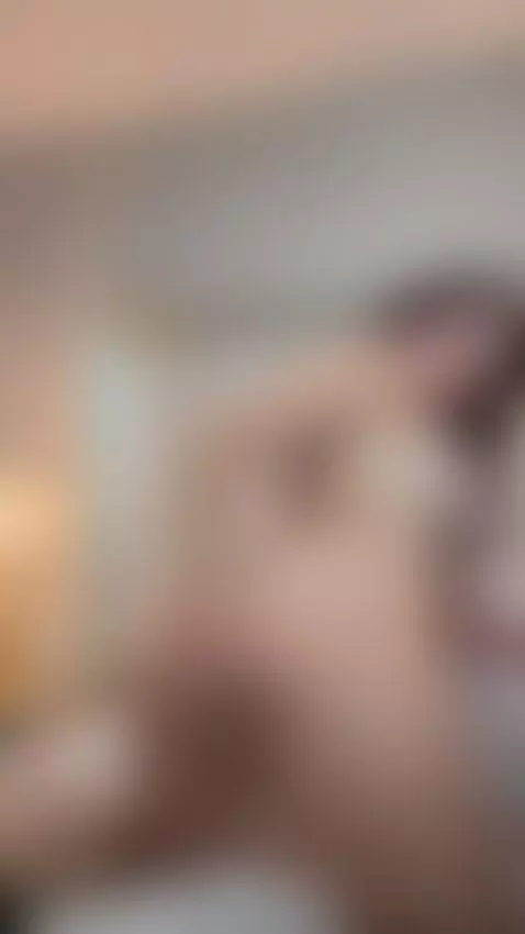 Leave your handprints on my hot ass by bellasweeth