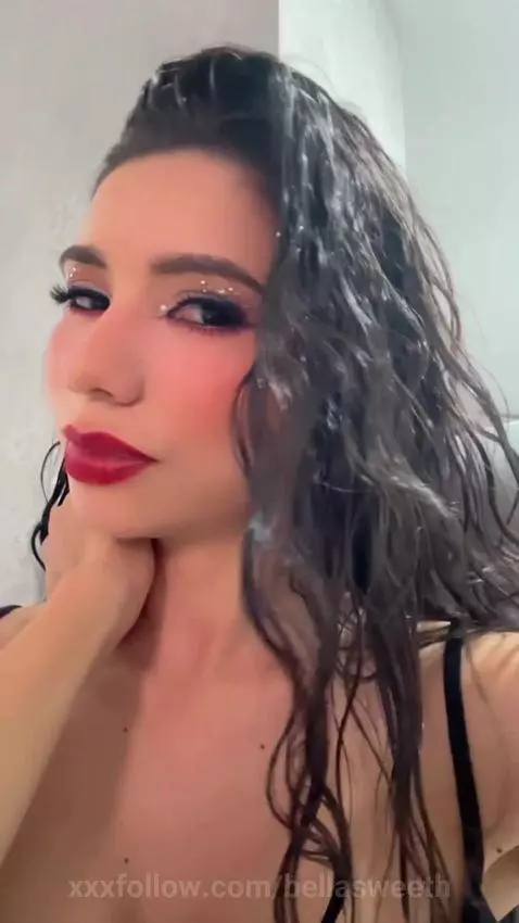 Sexy girl by bellasweeth