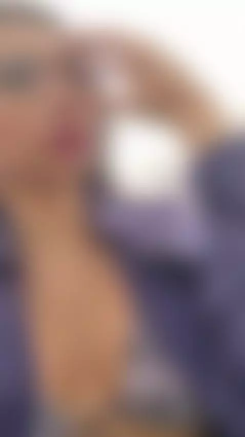 Sexy and hot by bellasweeth