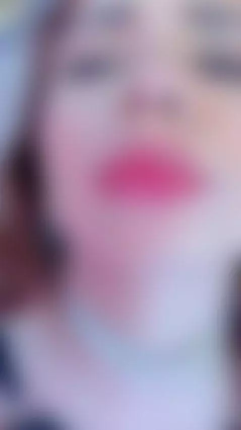 Taste my sweet lips by bellasweeth