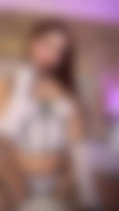 You like my sexy body in this lingerie by bellasweeth