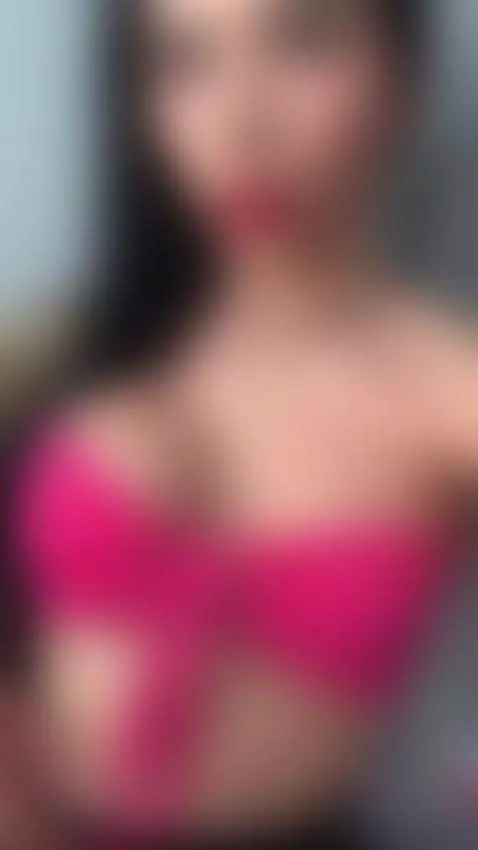 Sexy and hot by bellasweeth