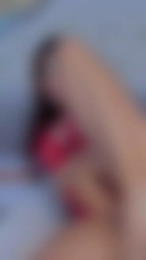 My body is very hot by bellasweeth