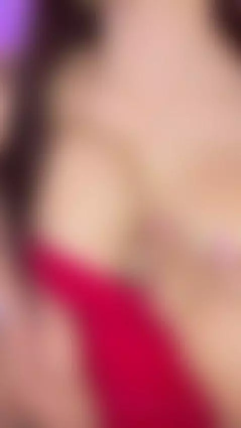 Every curve of my body is made for your pleasure by bellasweeth