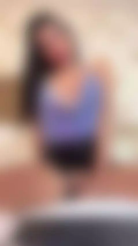 Explore my wet pussy by bellasweeth