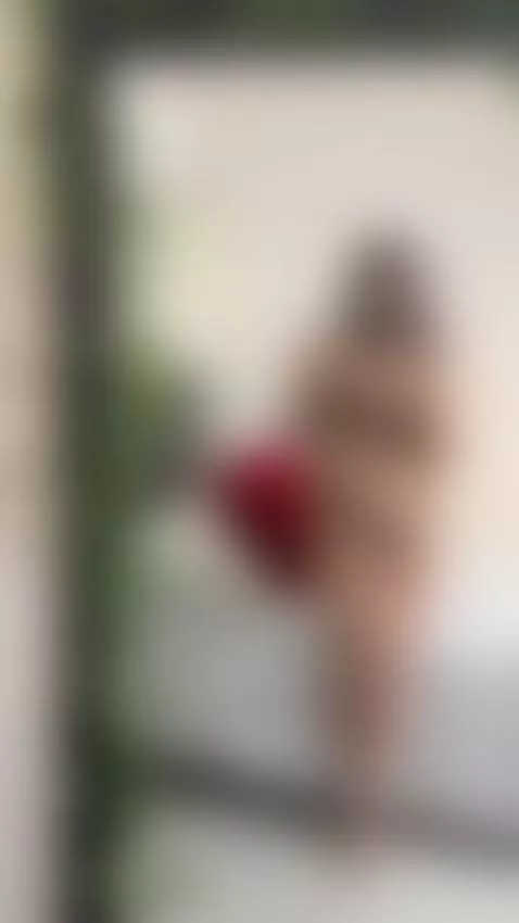 want to see more ? im live now 😏 by alexajhonsonn