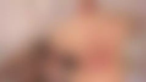 latina, colombiana, redhead by anniemartinezz