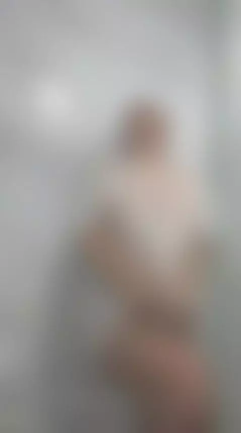 hey loveYou don't want to accompany me in the shower by sarahcastro1