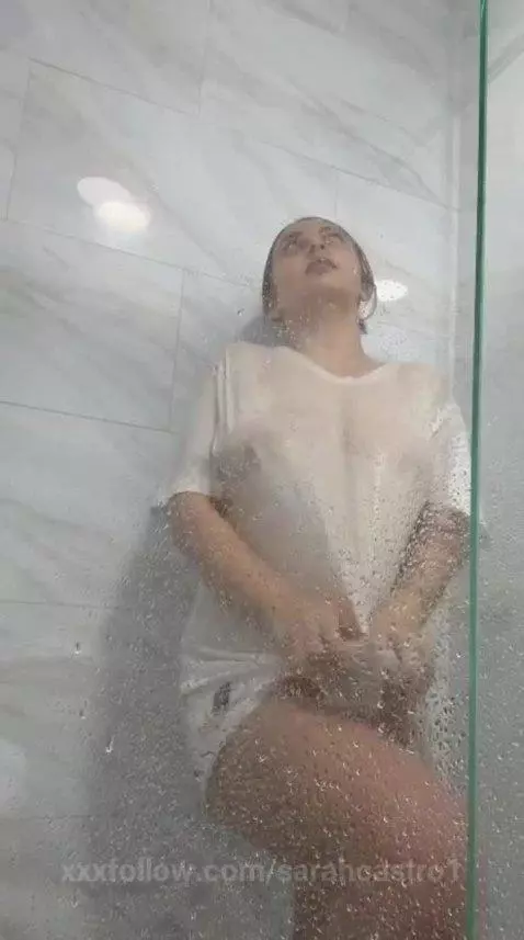 hey loveYou don't want to accompany me in the shower by sarahcastro1