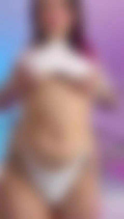 Hey loves ❤️ Wishing you an amazing day! I’ve got fresh, exc... by sarahcastro1