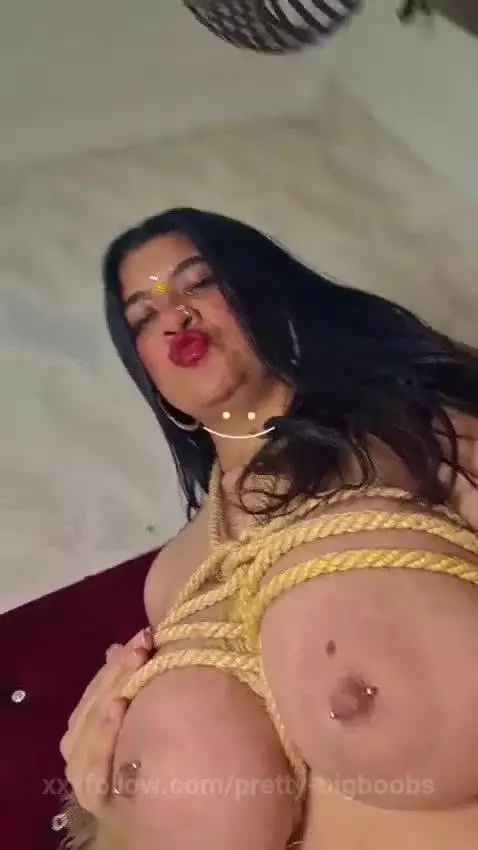 Rich tits by pretty-bigboobs