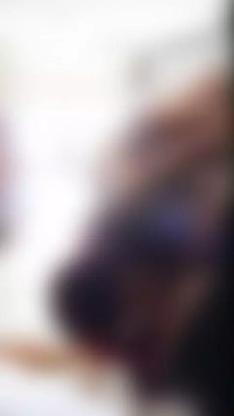 kisses with my stepsister by elenaramirez