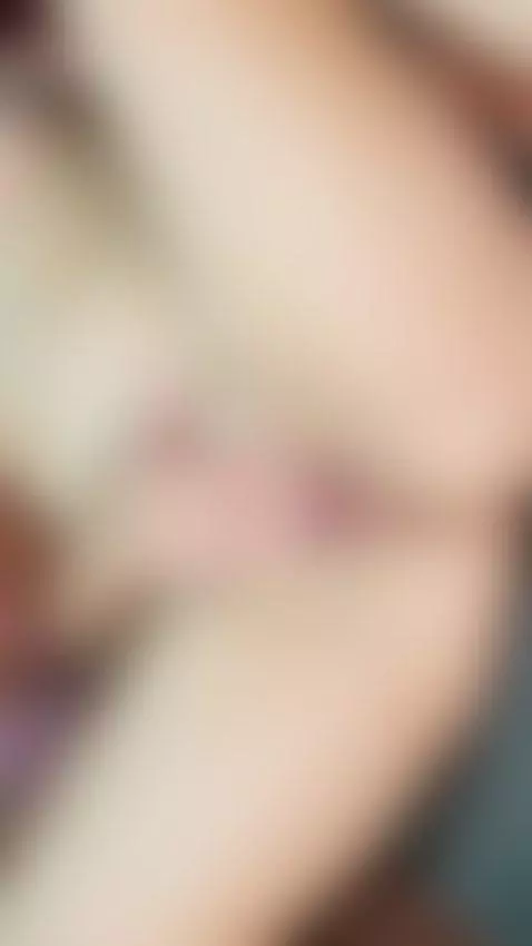 fingers in fleshy pussy by elenaramirez