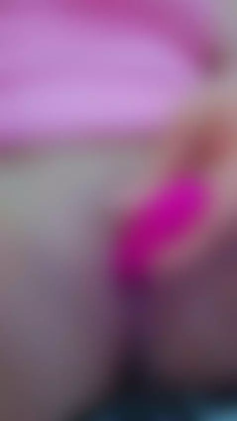 hoy amaneci con ganas de masturbarme 😈😈😈 by tayss