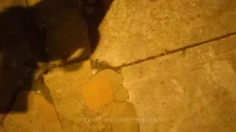 i love to enjoy me on public place ! by malxts