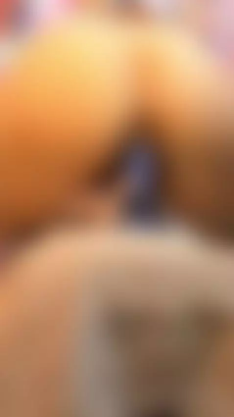 sometimes I just shove it in by lilcherrybloom