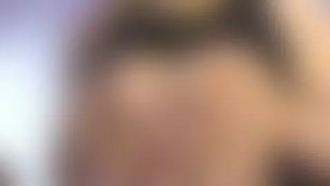 Imagina que eres tú entre mis tetas... 💦 Follow Me by angelacastle