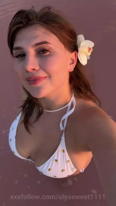 SUBSCRIBE ONLYFANS = SEXY GIFT🔥 by olyasweet1111