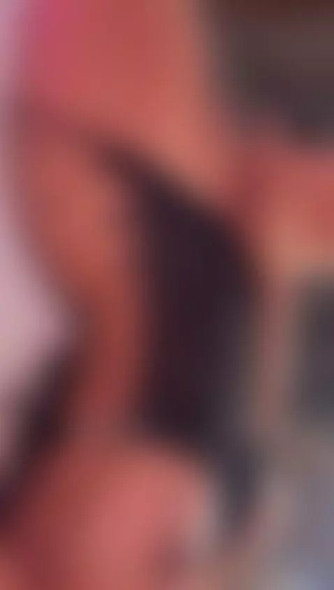 Ayudame a ponerme mas mojadita by catagomez