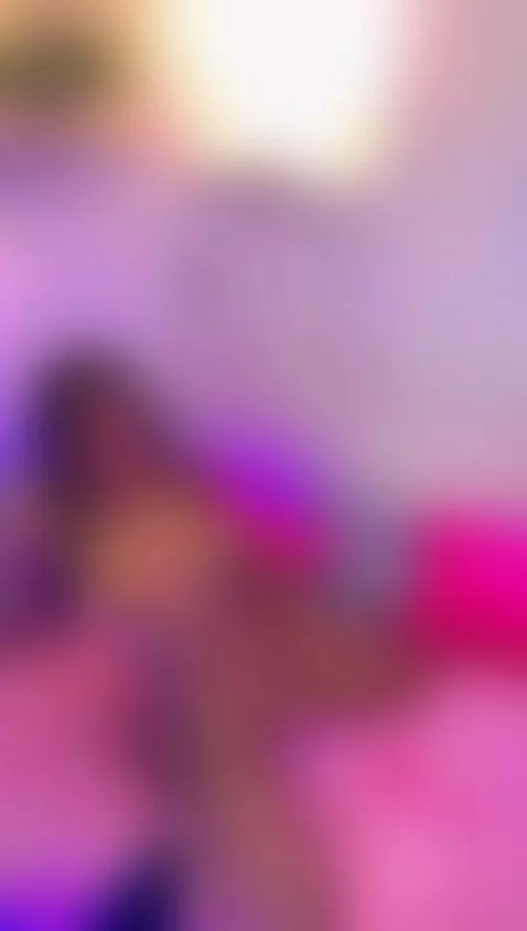 I'm very horny, come have sex with me by chloee-hott