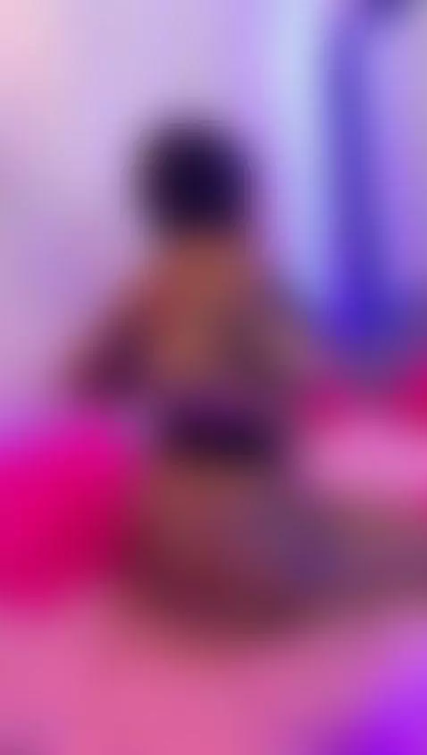 sexy girl by chloee-hott