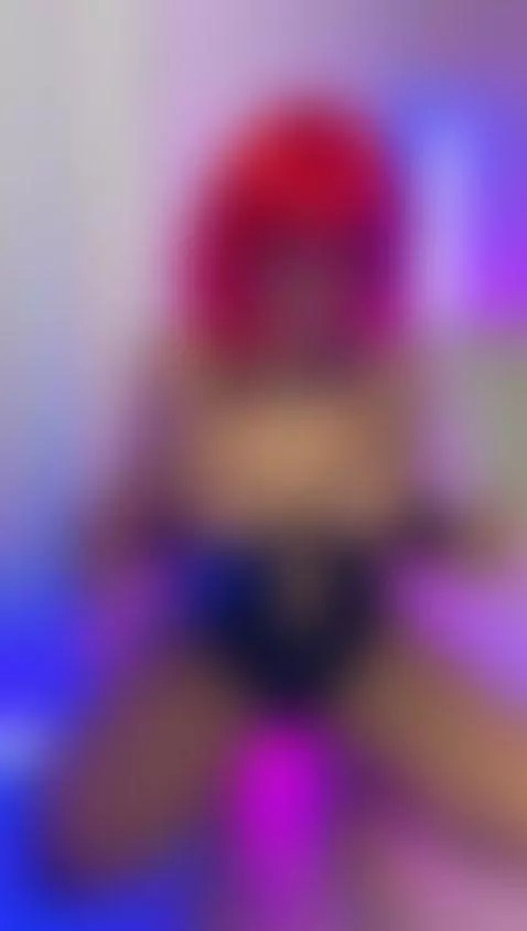 my sweet tits want to taste your dick🔥 by chloee-hott