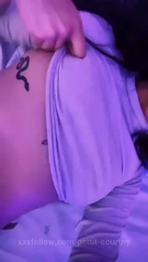 I would like to be on top of you to fuck you while you suck ... by pettit-courtny