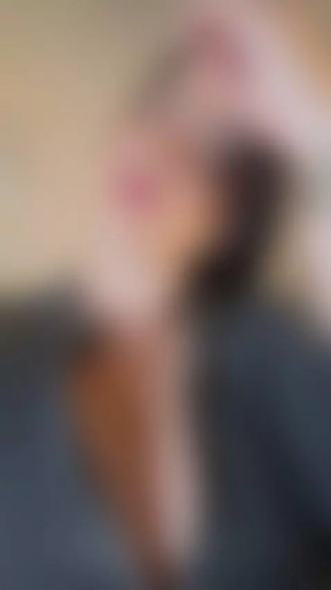 Your naughty milf is here to show you something 🙈 by jayden-jonnes