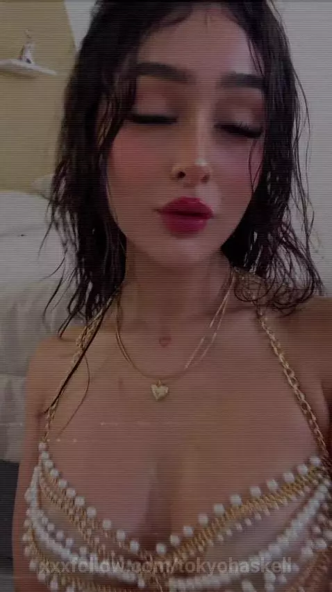 I'm your favorite siren🧜‍♀️ by tokyohaskell