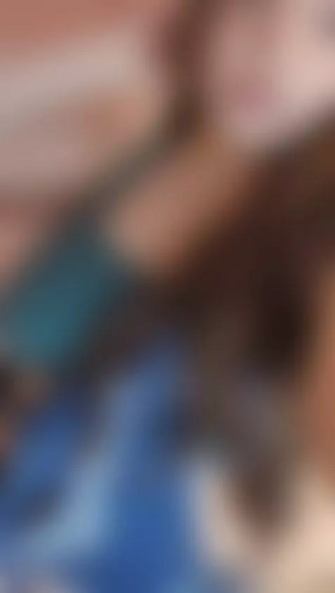 ready to give you a good blowjob, come see it in my transmis... by roxanediaz