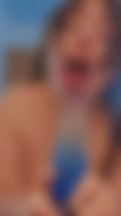 A blowjob so you can fill my mouth with milk, I'll wait for ... by roxanediaz