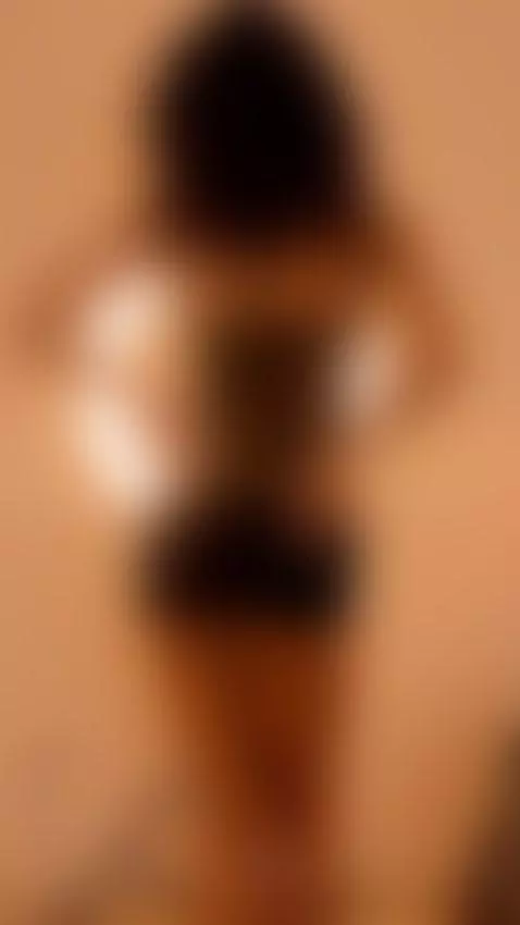 I dance with my perfect body for you!! 💋💋 by zukyxyakihiro89