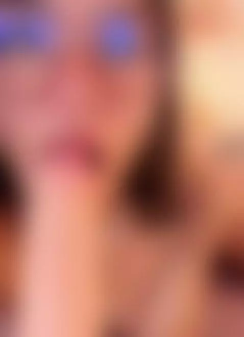 Do you like to see how I use my little mouth?🔥🔥Ummm... Imagi... by zukyxyakihiro89