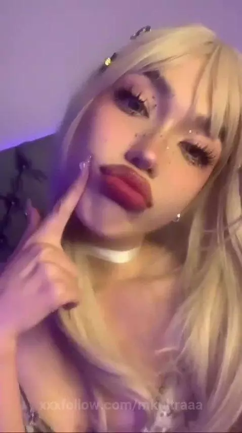 What is happening, I feel very sexy and sensual ƪ(˘⌣˘)ʃ by mkultraaa