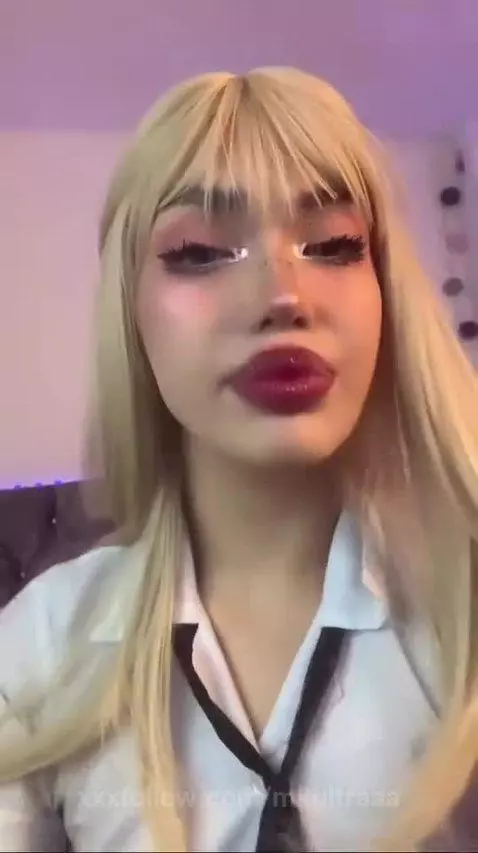 hiii.. follow me and look at me 🔥 I'm online by mkultraaa