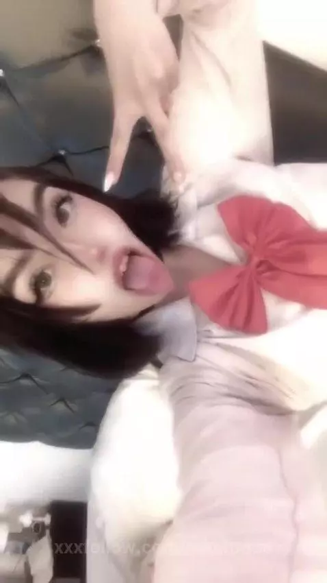 Online Now Now Now, guess who will have a new iPhone !! ❤️👾 by mkultraaa