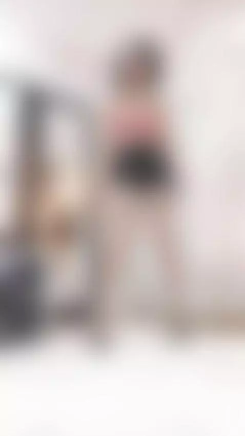 “Look at me twice, the first time is not enough.” 😈🤤 by arinnarussell