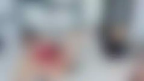 ou’re making it really hard to behave right now. by arinnarussell