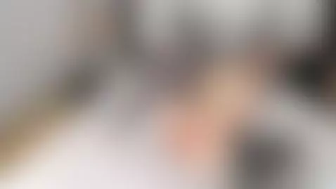 Masturbates my clit and make me come 🔥😈 by arinnarussell